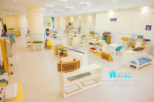 How to place materials in the CASA classroom?