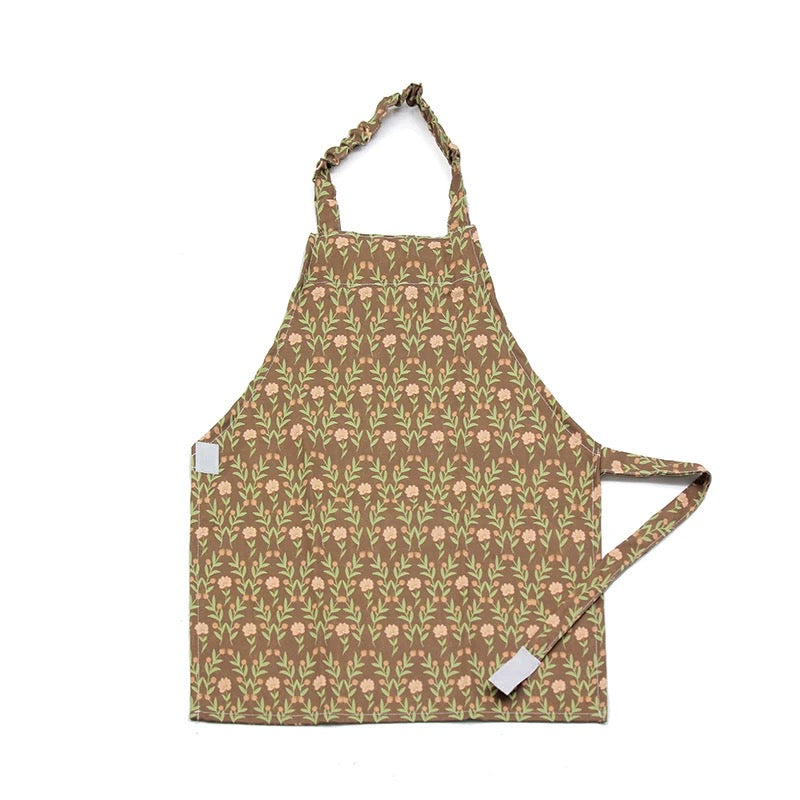 Kid Easy-Fasten Water-Resistant Apron